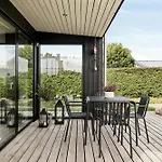 Modern Summer House At Saksild Prázdninový dům *
