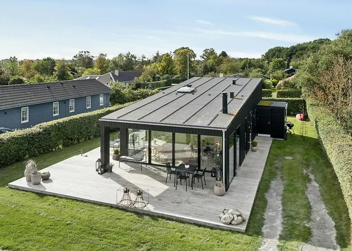 Dom wakacyjny Modern Summer House At Saksild *